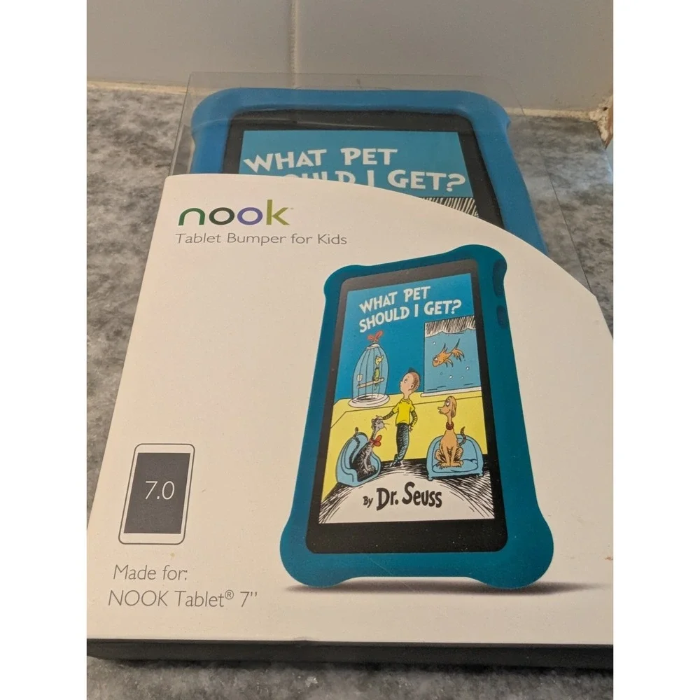 Brand New Barnes & Noble Microfoam‎ Nook Tablet Bumper For Kids 7